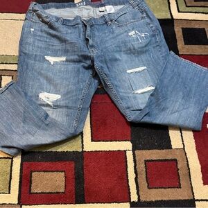 Men's Distressed Blue Jeans